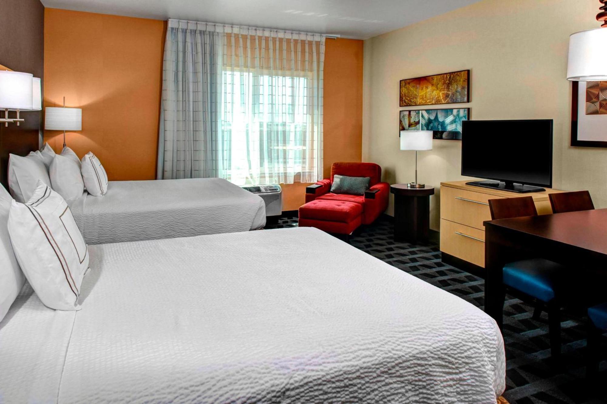 Towneplace Suites By Marriott Bakersfield West Dış mekan fotoğraf