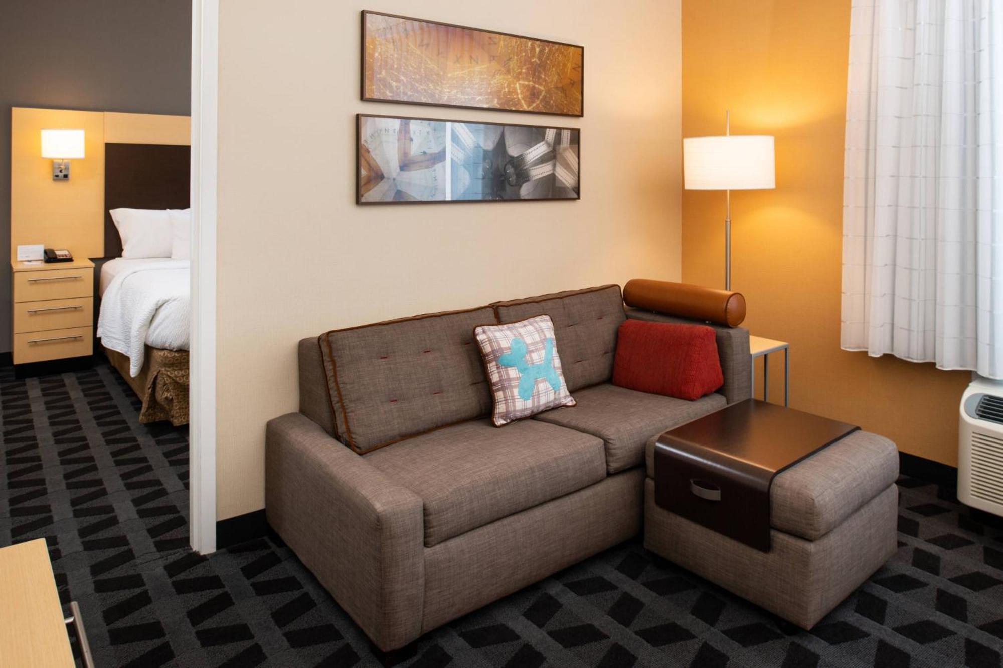 Towneplace Suites By Marriott Bakersfield West Dış mekan fotoğraf