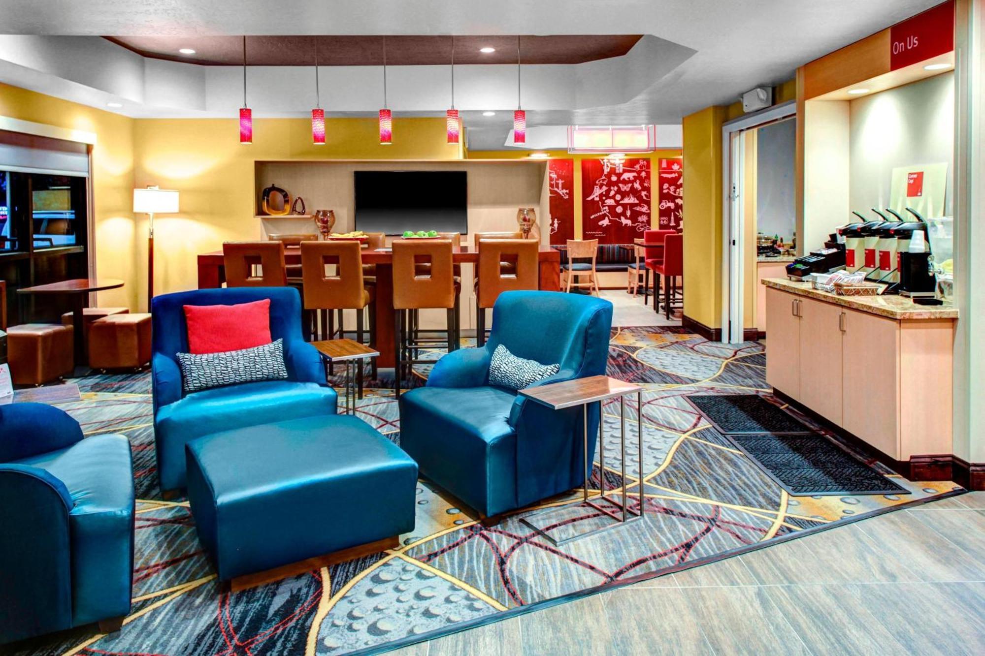 Towneplace Suites By Marriott Bakersfield West Dış mekan fotoğraf