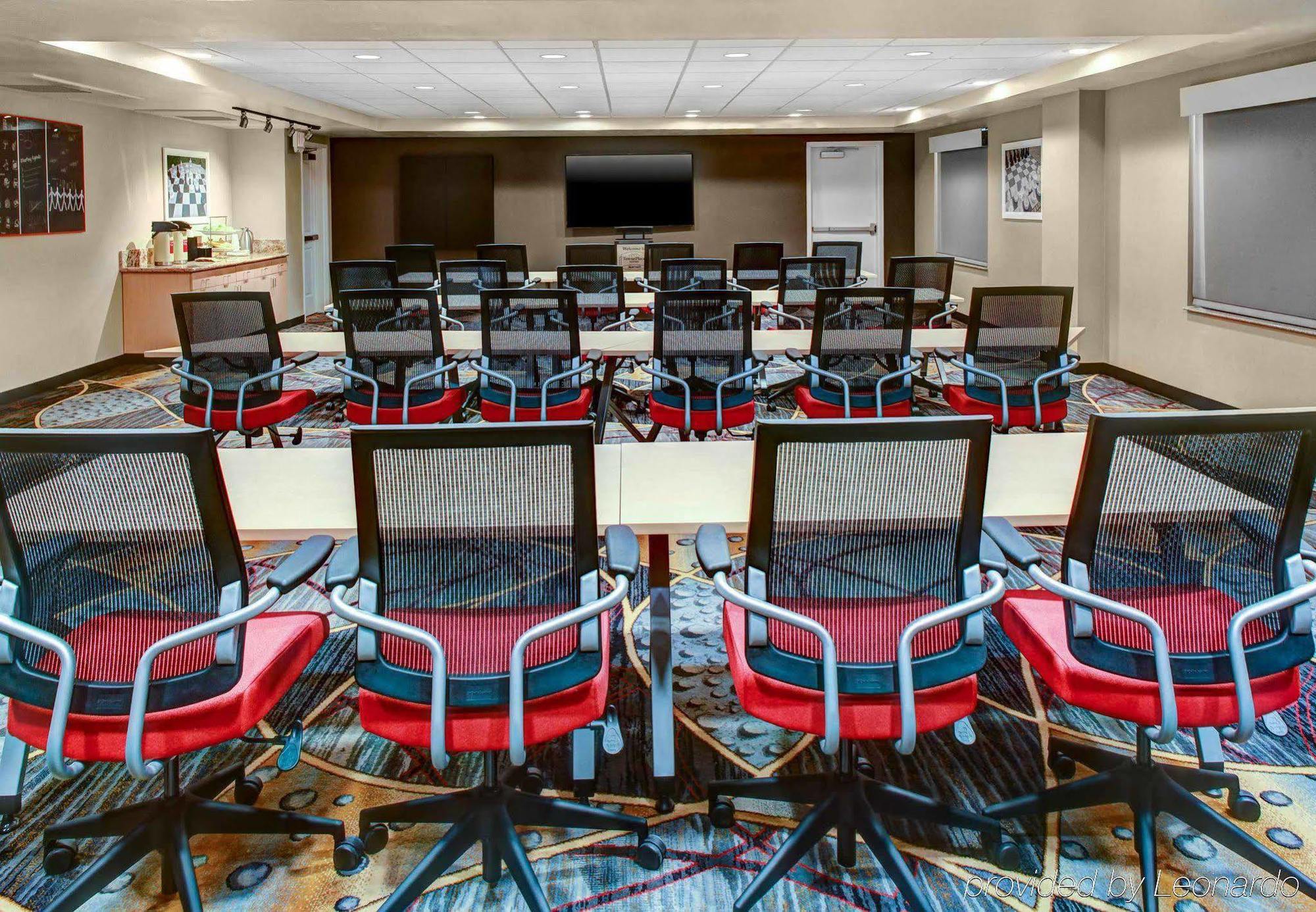 Towneplace Suites By Marriott Bakersfield West Dış mekan fotoğraf